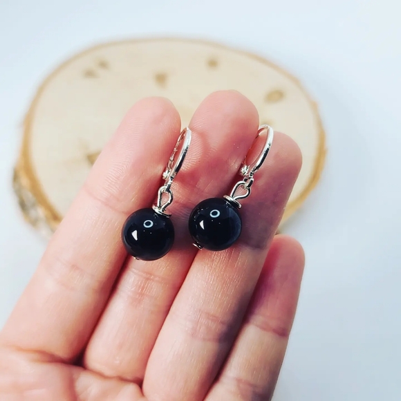 Black agate earring 10 mm - Picture 2 of 3